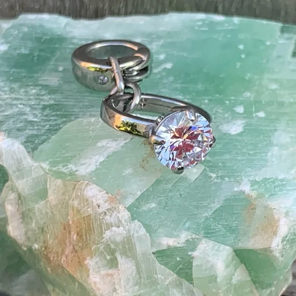 Fossil engagement ring charm - Picture 7 of 15